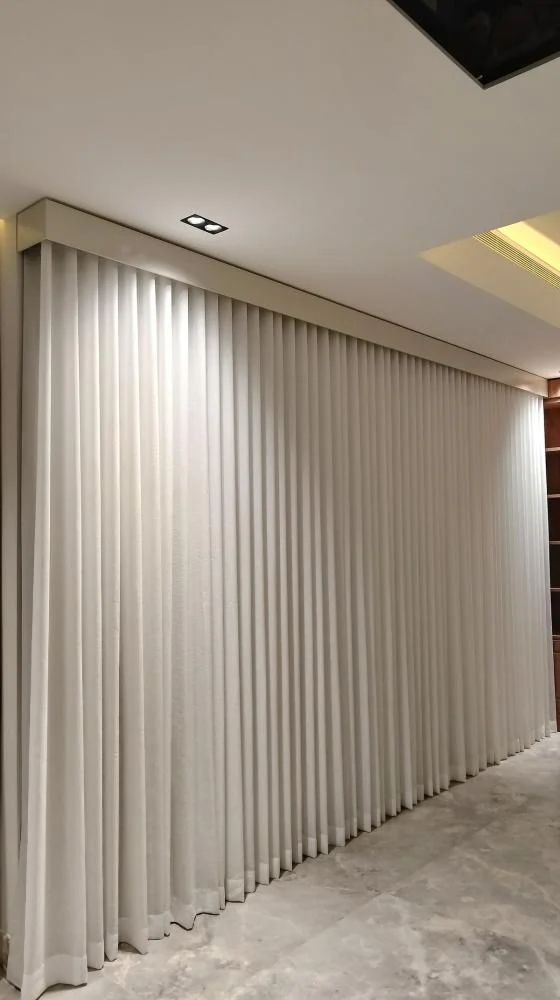 ستائر بلاك أوت